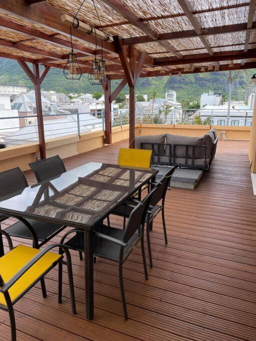 Rare ! Spacieux T3 En Roof-Top Au Barachois - 2 Ch Climatisees - 6 Couchages - Proche Aeroport Saint-Denis Buitenkant foto