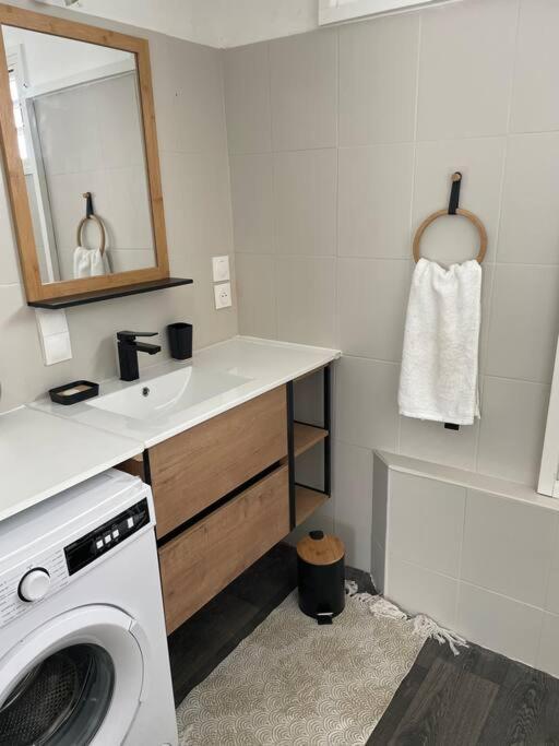 Rare ! Spacieux T3 En Roof-Top Au Barachois - 2 Ch Climatisees - 6 Couchages - Proche Aeroport Saint-Denis Buitenkant foto